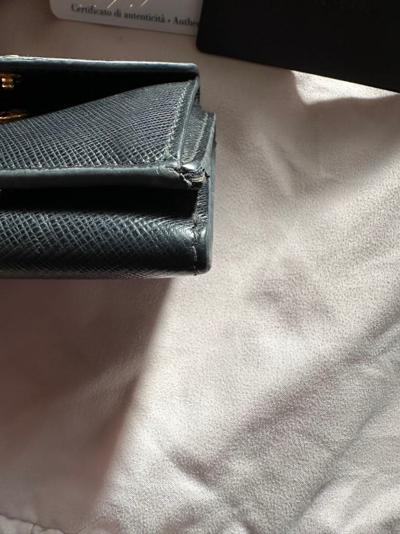 PRADA プラダ　サフィアーノ　ブラック 三つ折り財布