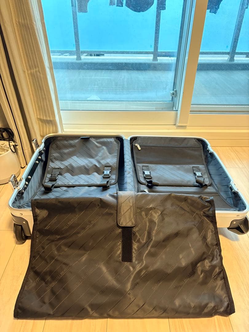 ゼロハリバートン　二輪　美品