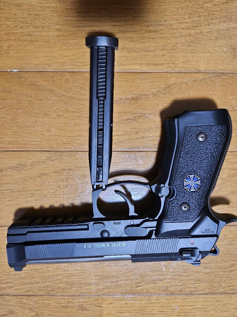 東京マルイ サムライエッジ バイオハザード m9 ベレッタ
