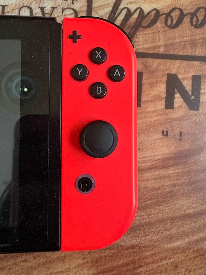 Nintendo Switch 本体 青と赤のJoy-Con