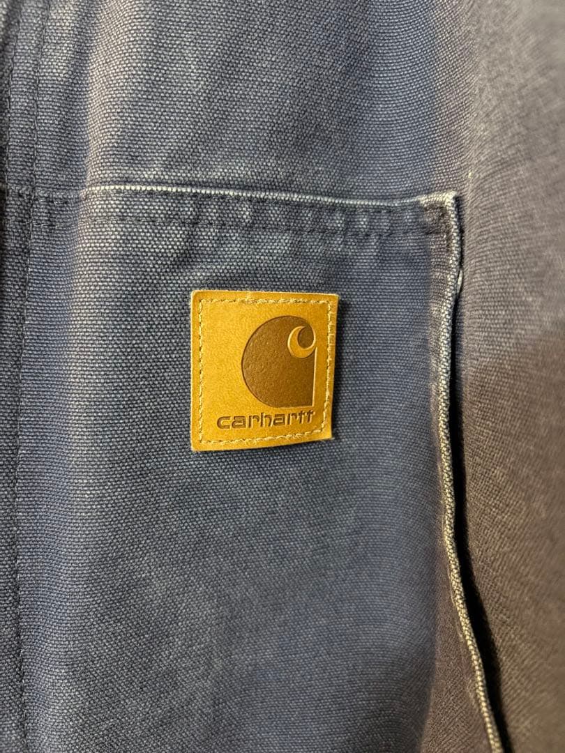 Carhartt ネイビー フード付きジャケット