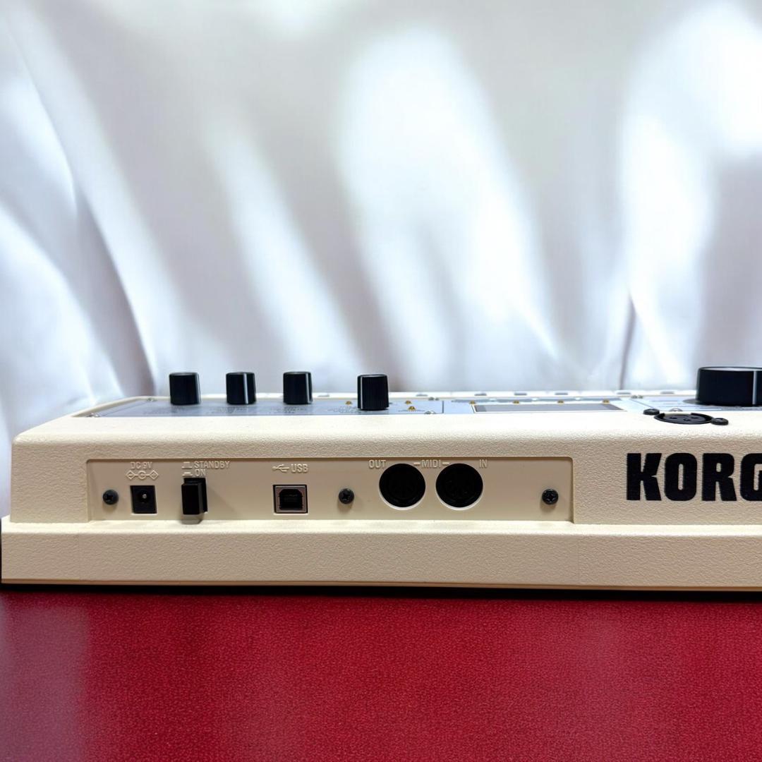 ☆美品 コルグ microKORG XL BE シンセサイザー 限定色 ベージュ