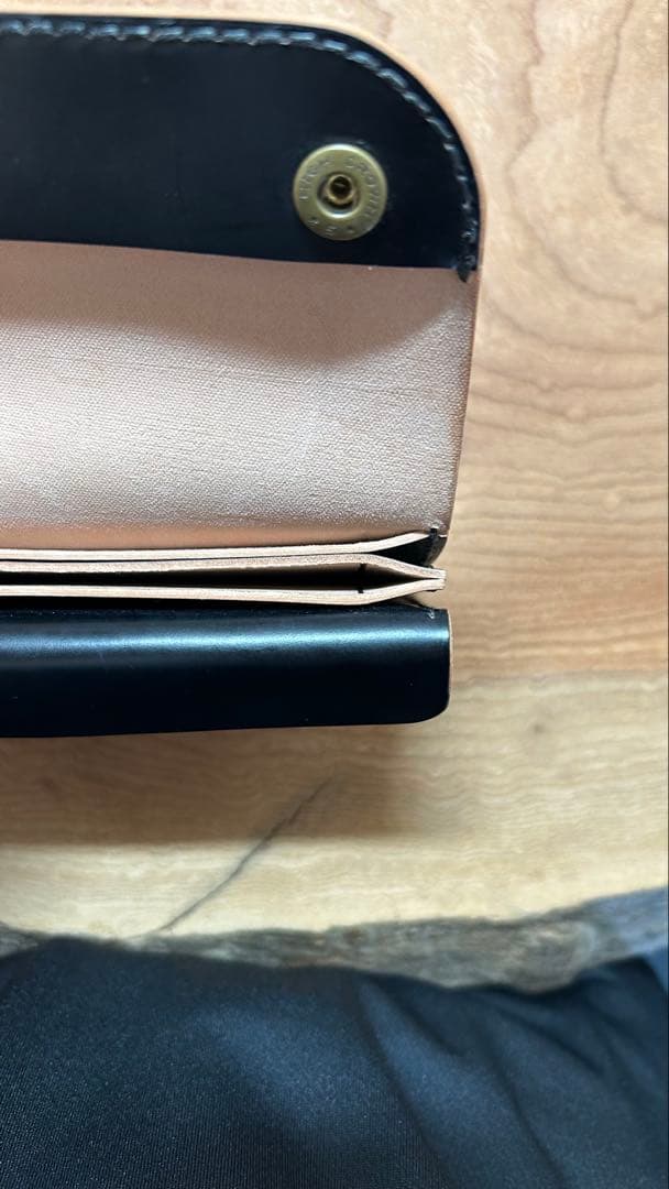 トラッカーウォレット　ブラック　コードバン