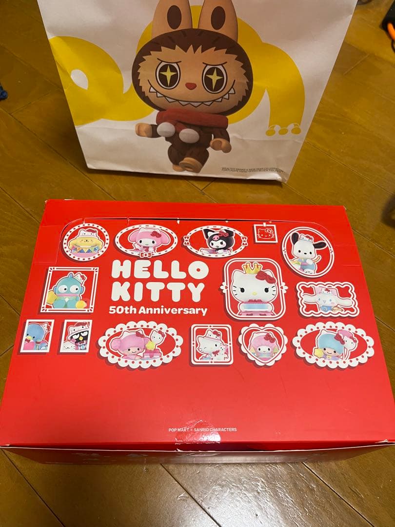 POP MART HELLO KITTY 50周年記念8個セット