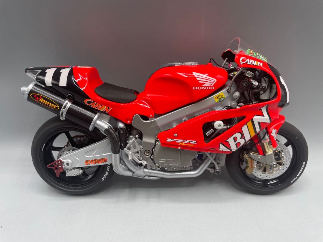 ミニチャンプス 1/12 HONDA VTR1000 ヴァレンティノ ロッシ