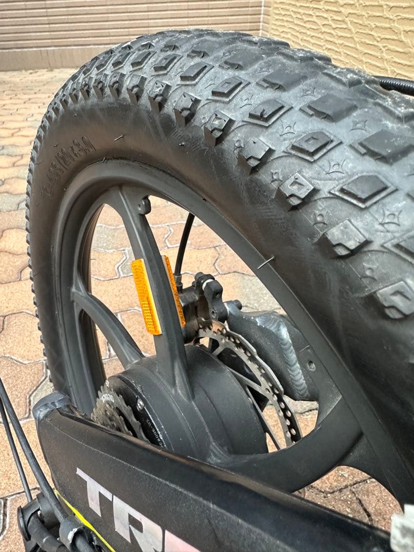 セミスイートドーナツとなります！　　　　電動アシスト自転車