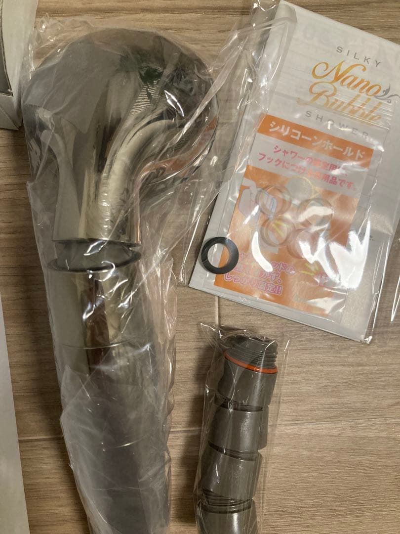 シルキーナノバブルシャワーヘッド　プレミアム