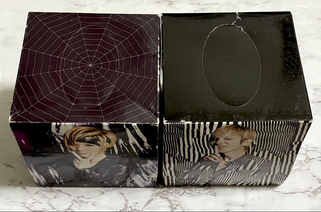 Acid Black Cherry グッズ