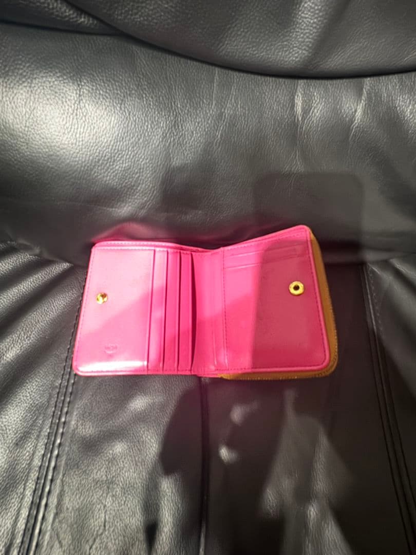 MCM ラビット ウサギ 二つ折り財布