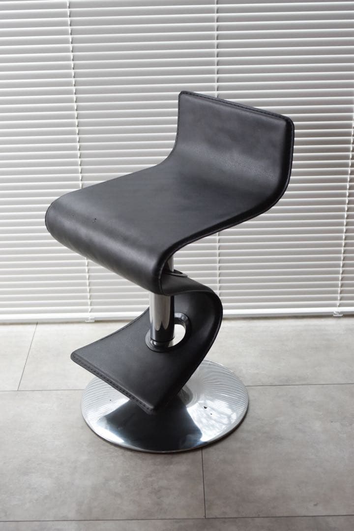レザースツール　スツール　昇降式　ビンテージ家具　ポストモダン