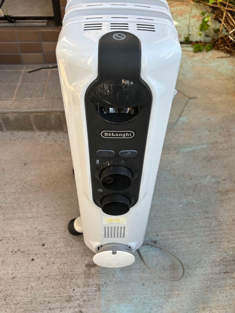 DeLonghi オイルヒーター ホワイト