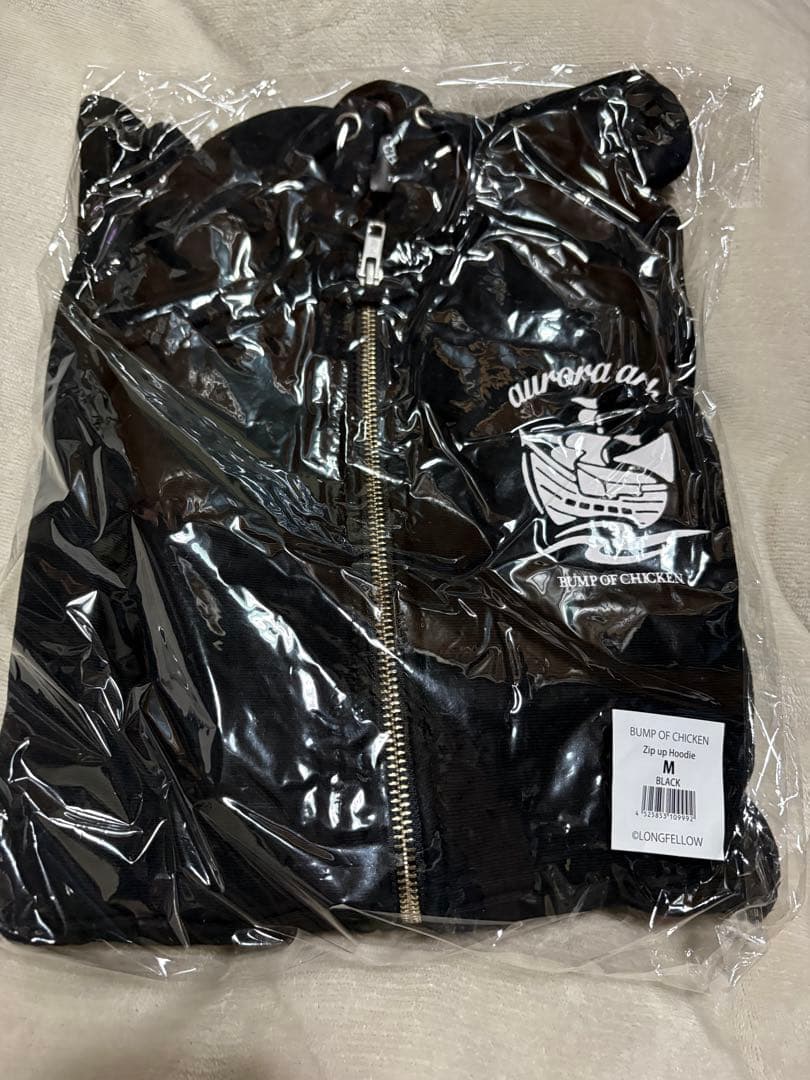 BUMP OF CHICKEN ジップアップフーディー