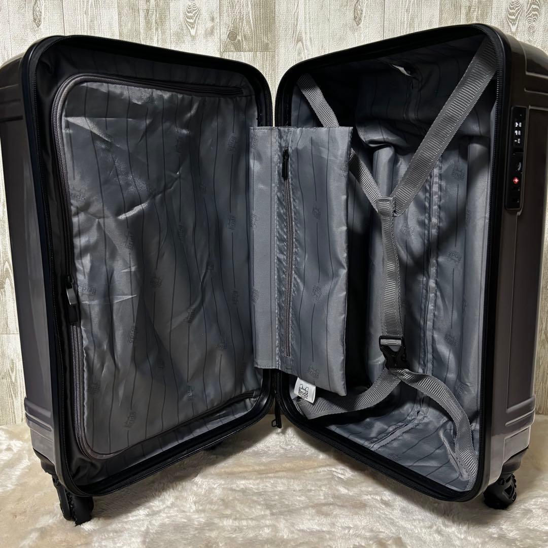 ゼロハリバートン キャリーケース　スーツケース　ビジネスバッグ TSAロック
