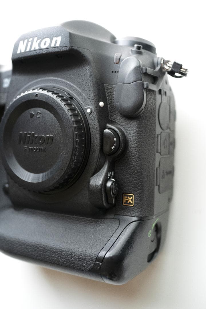 Nikon D5 一眼レフカメラ