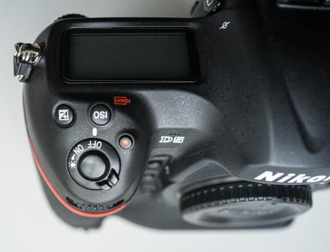Nikon D5 一眼レフカメラ