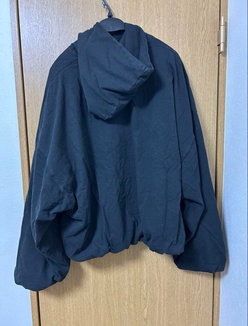 トップス yeezy gap balenciaga logo