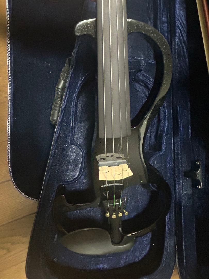 PLAYTECH エレクトリックバイオリン　4/4 ケース付き