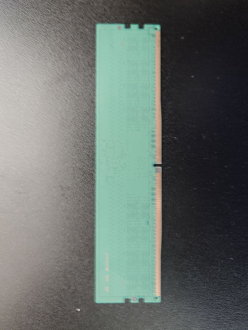 Samsung 16GB DDR5-4800 UDIMM メモリ