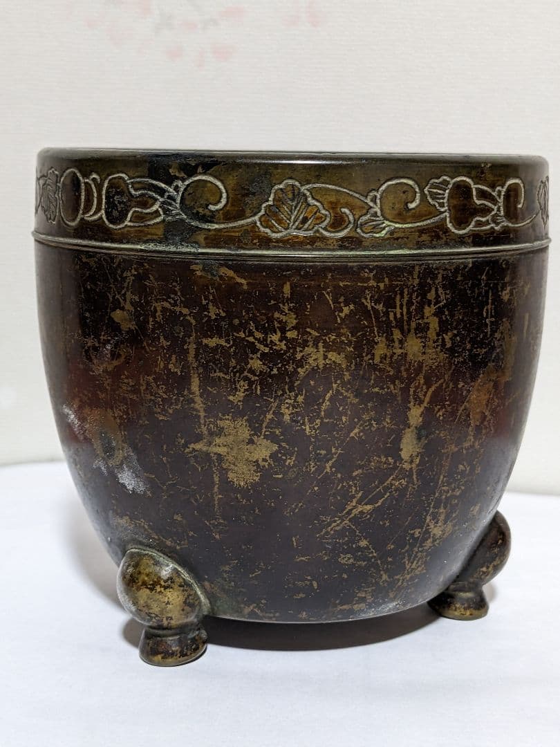 ♦中国 宣徳銅 唐金古玩 瓢箪に蔓紋様 三足火入 三足香炉 金属工芸 美術骨董品