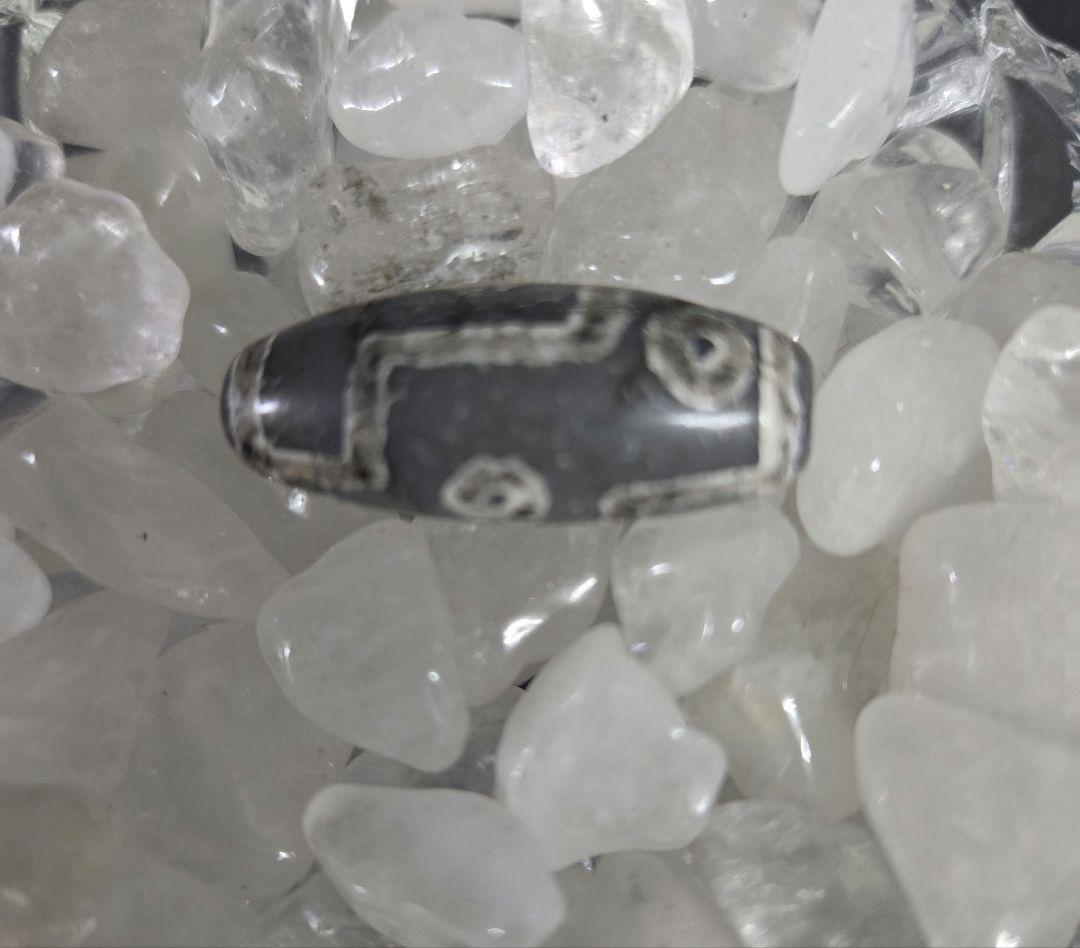 943　天珠　九眼天珠　貴重　珍品　dzibeads　！