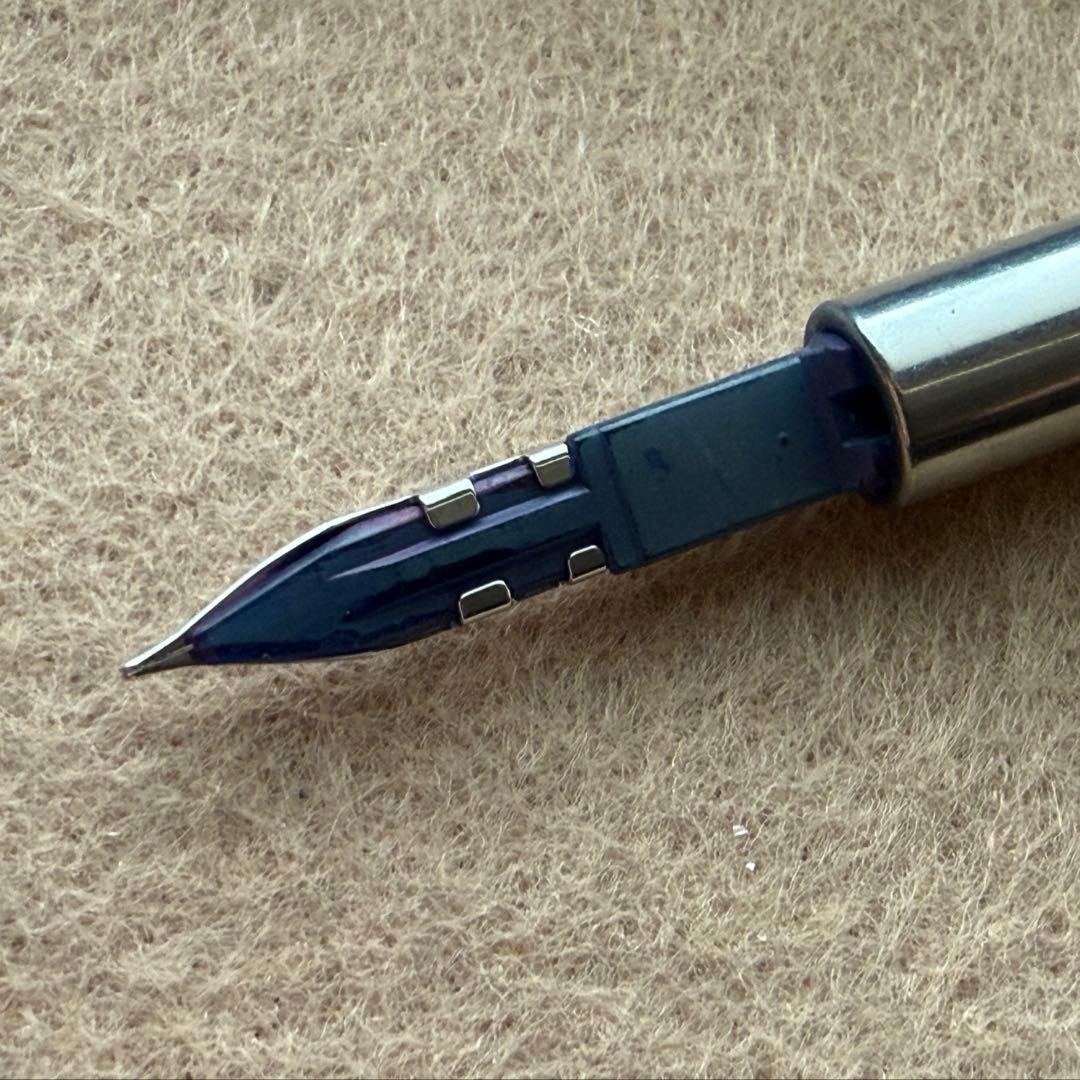 パイロットキャップレス絣・青・F細字