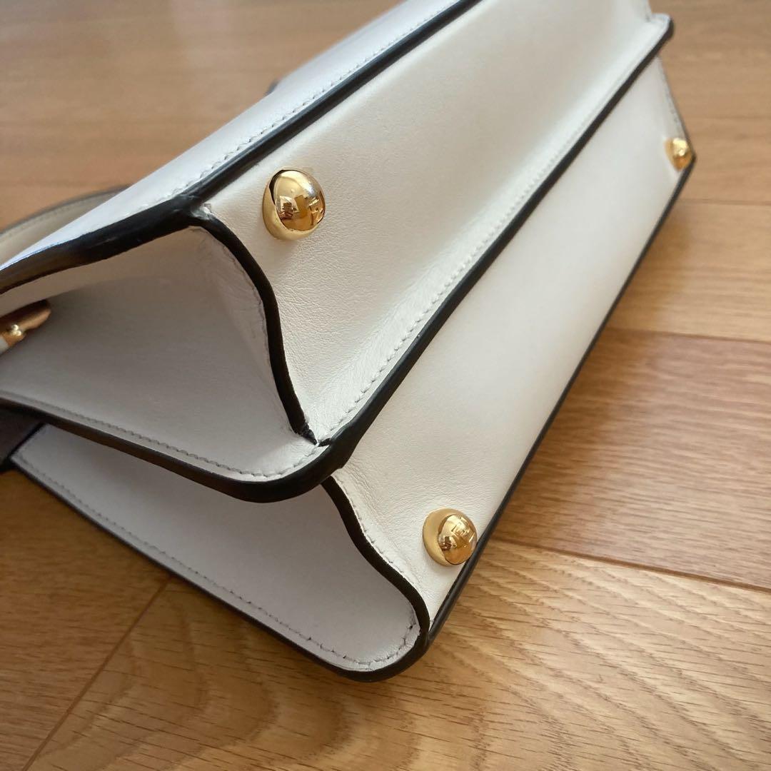 FENDI フェンディ ピーカブー アイシーユー スモール ミニ 白 ホワイト