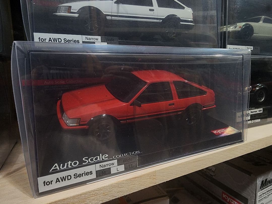 京商 ミニッツ トヨタ カローラ レビン AE86 レッド/ブラック