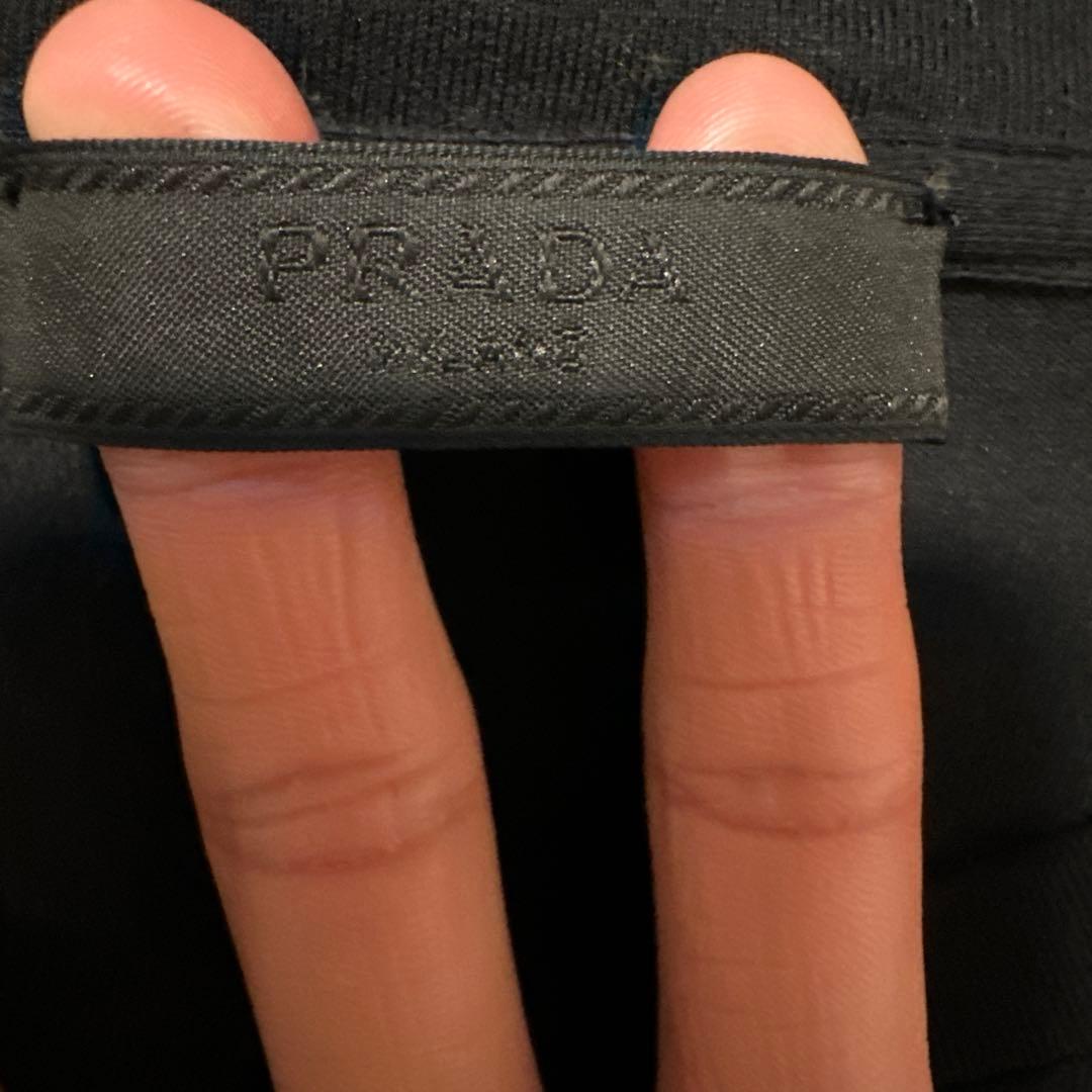 PRADA(プラダ)のナイロンポケットTシャツ