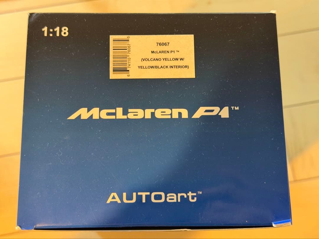 ミニカー AUTOart 1/18 MacLaren P1