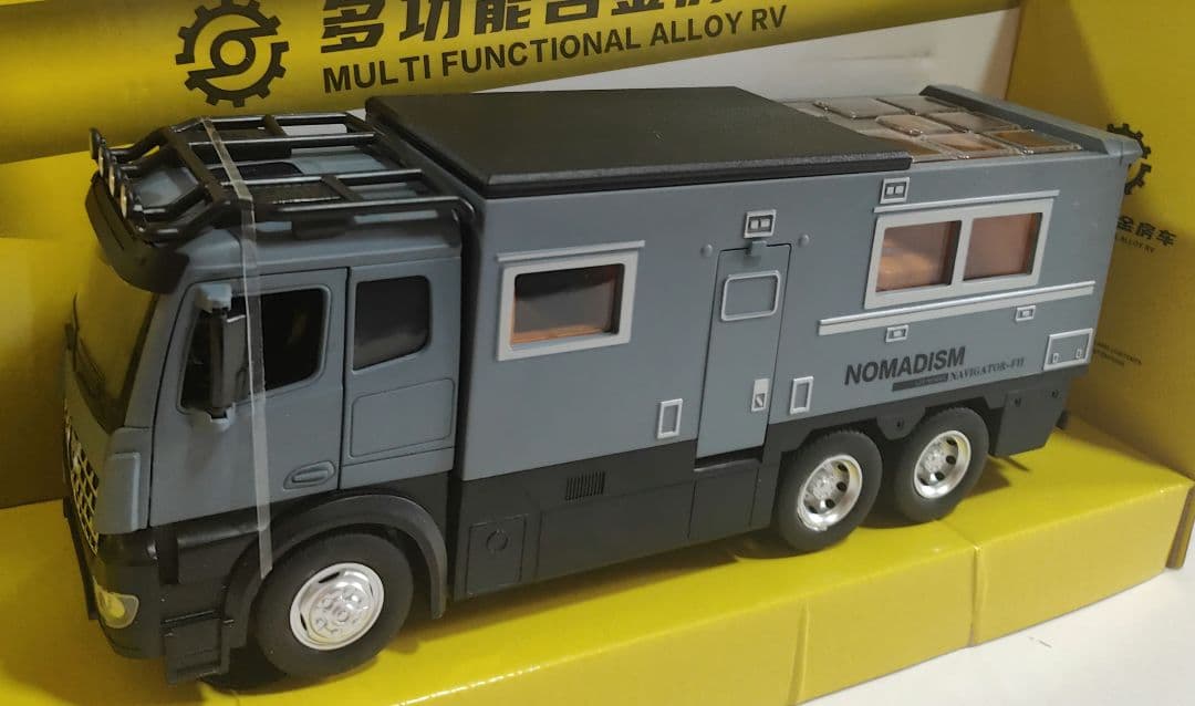 希少 1/18 大型メルセデスベンツ キャンピングカー ノマディック グレー