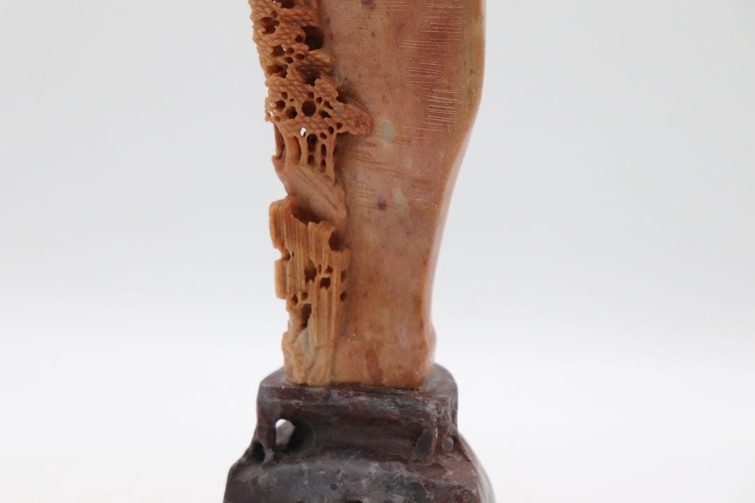 中国　寿山石　花瓶　浮き彫り山水楼閣　送料込み250510