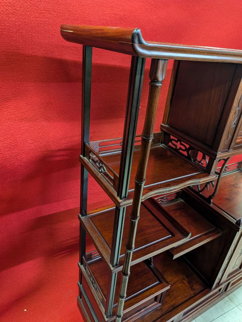 唐木 無垢材 高級 茶棚 花梨 茶箪笥 違い棚 総花梨 飾り棚 竹柄 花鳥彫刻