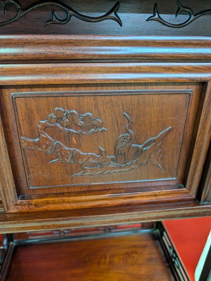 唐木 無垢材 高級 茶棚 花梨 茶箪笥 違い棚 総花梨 飾り棚 竹柄 花鳥彫刻