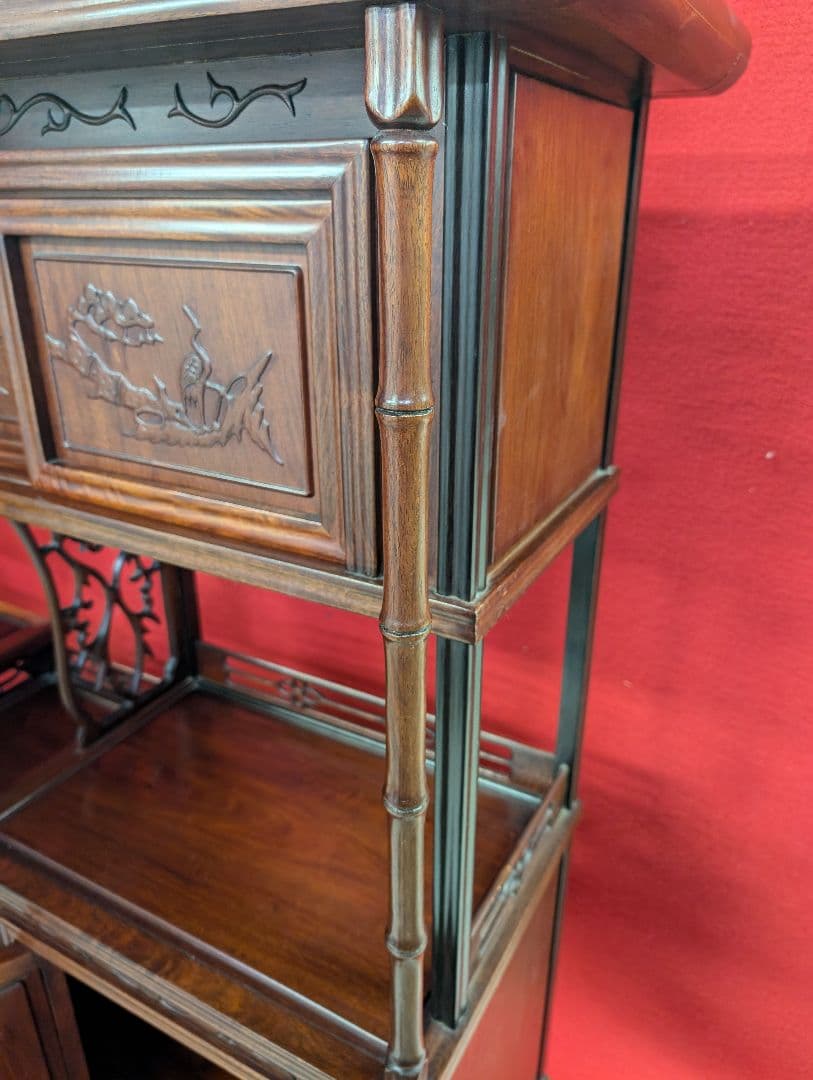 唐木 無垢材 高級 茶棚 花梨 茶箪笥 違い棚 総花梨 飾り棚 竹柄 花鳥彫刻