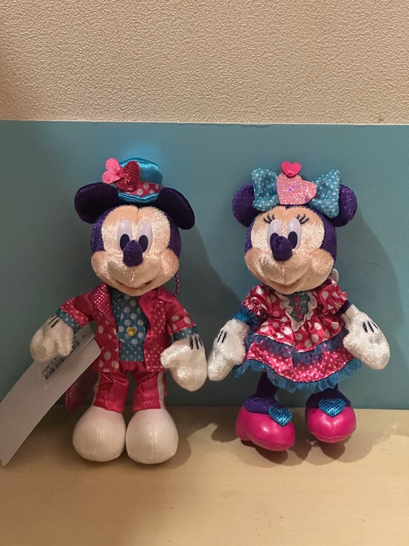ディズニーパルパルーザ ミニファン ぬいぐるみバッジ ミッキー ミニー
