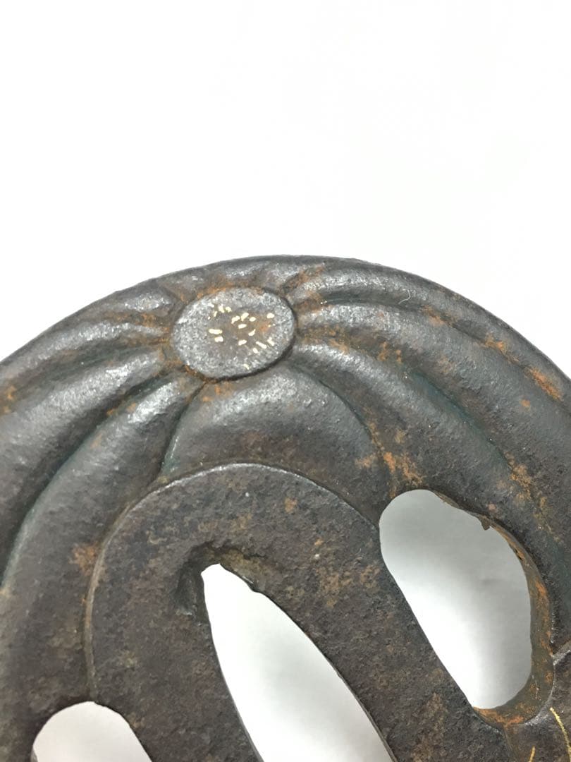 S163葉紋鉄鍔 武具 刀装具