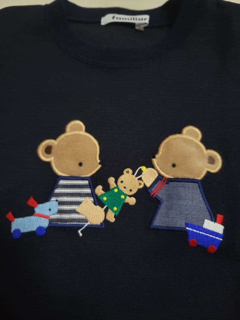 ファミリア　familiar　トレーナー　現行　100 刺繍　紺色