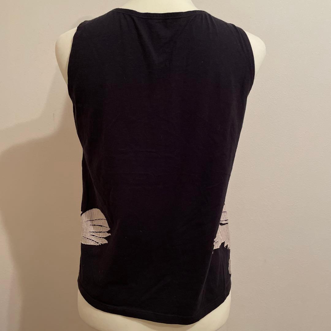 新品未使用　ヨーガンレール　鶏刺繍 タンクトップ 黒