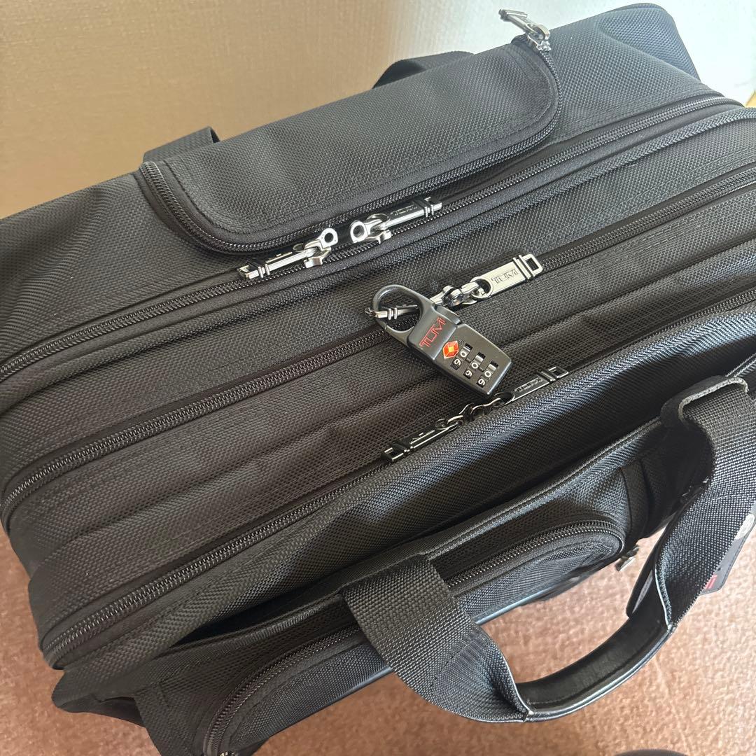 TUMI スーツケース キャリーバッグ 二輪 PCケース