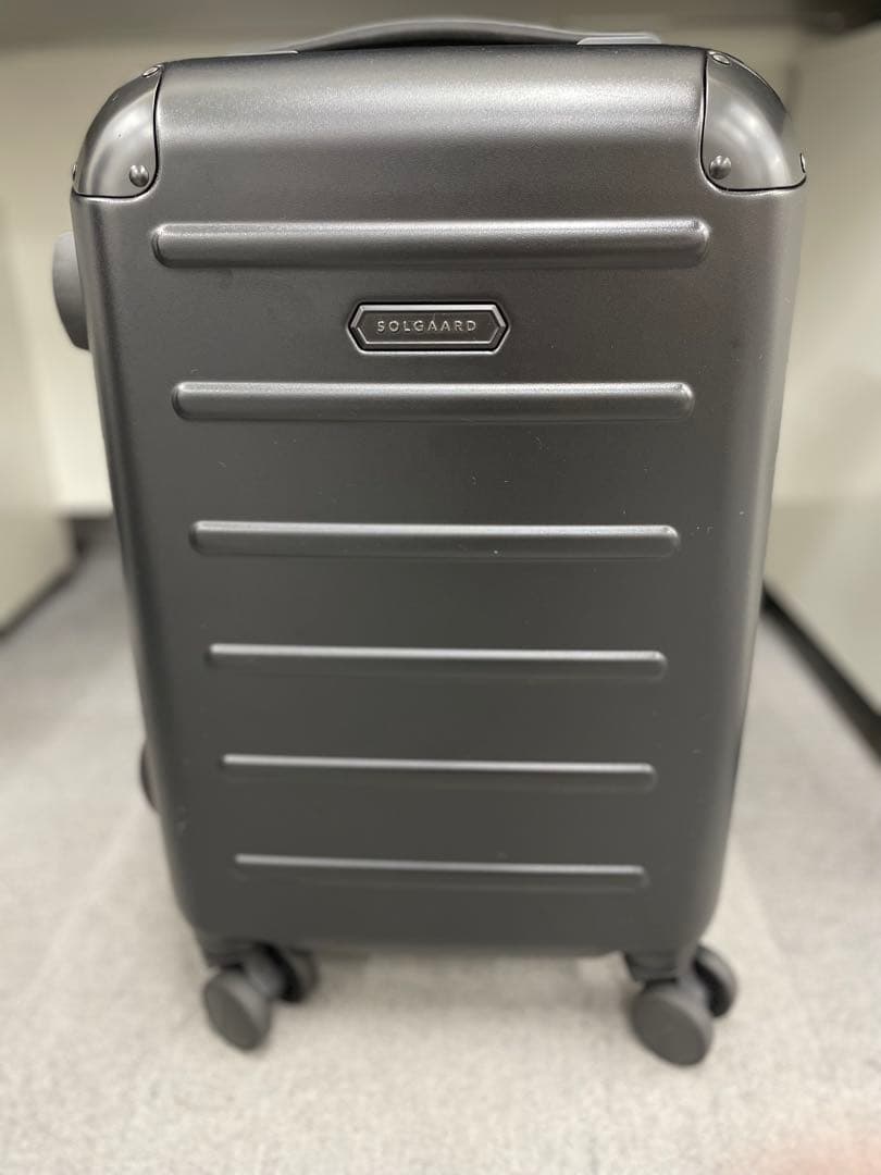 SOLGAARD ブラックキャリーケース　1912 0.7