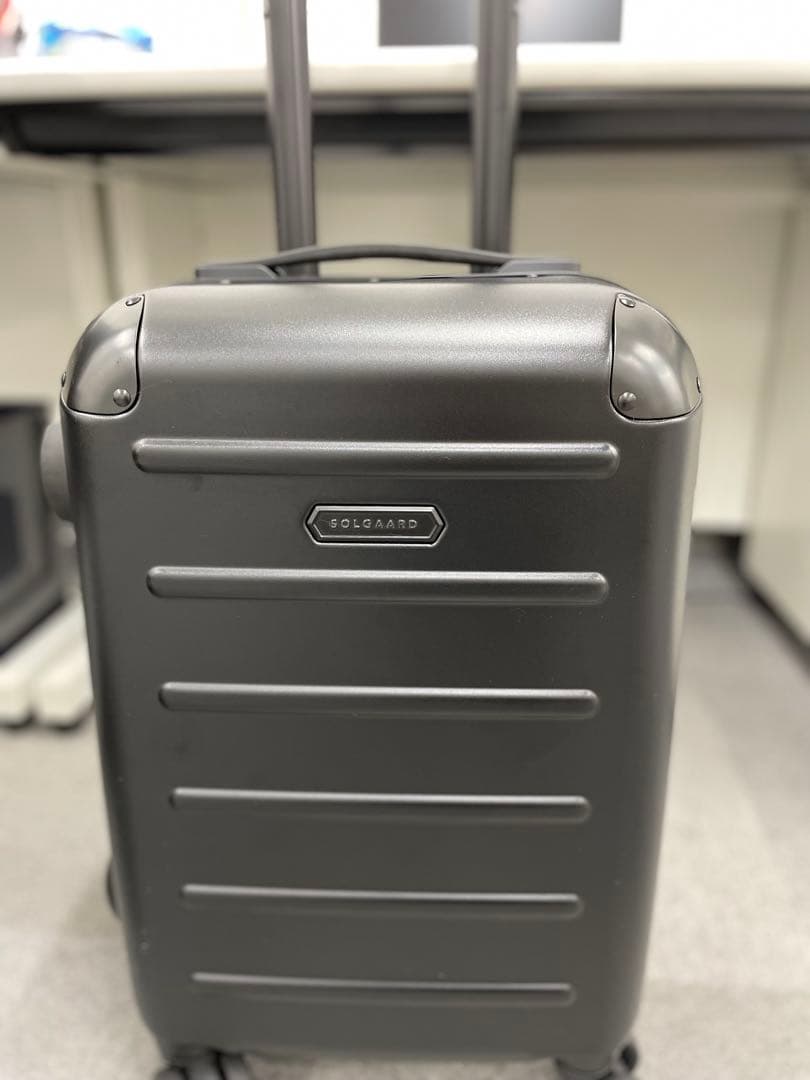 SOLGAARD ブラックキャリーケース　1912 0.7