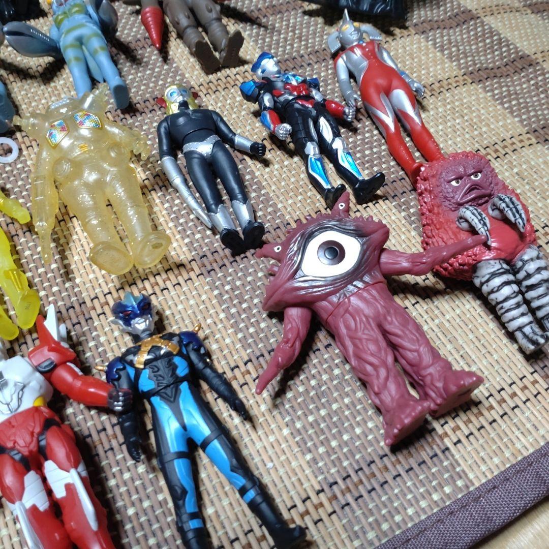 ウルトラマン　ウルトラ怪獣　仮面ライダー　ソフビ大量セット