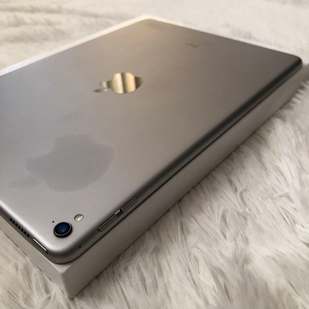 【完動品】iPad Pro 9.7 128GB 【すぐ発送】
