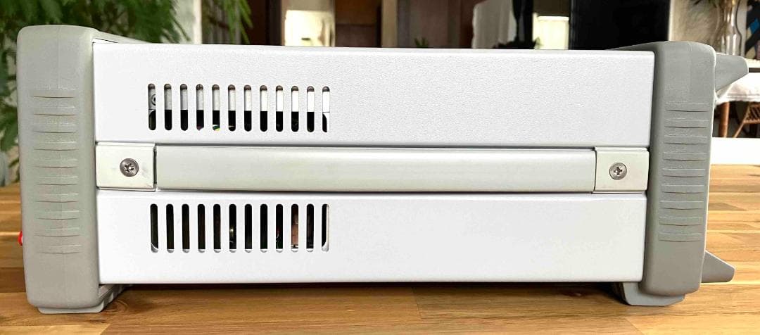 Agilent E3631 +/-25V/1A 6V/5A 正常動作品