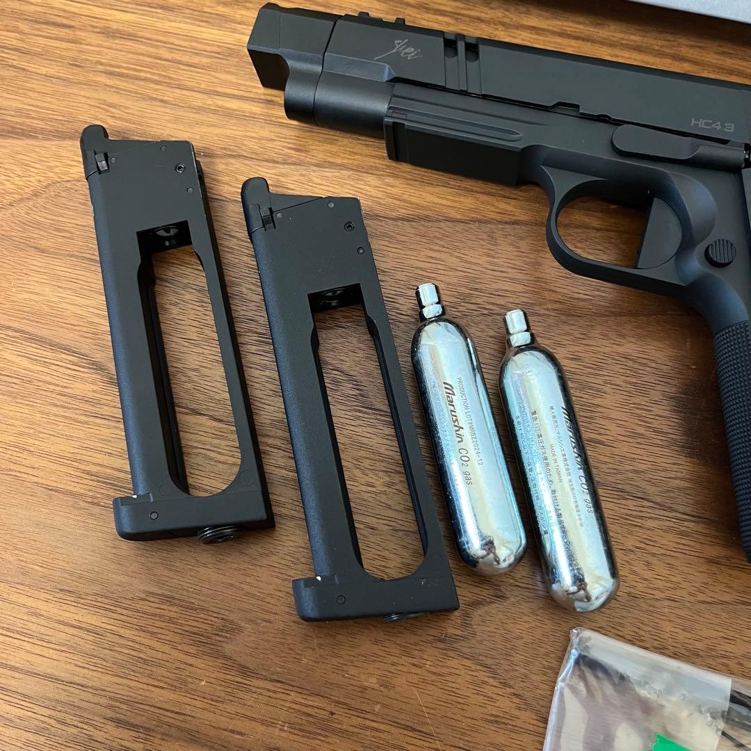 Run　極美品 カーボネイト black kitty Carbon8