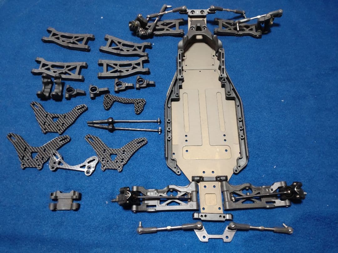 ヨコモSO2.0、3.0のパーツ取りセット