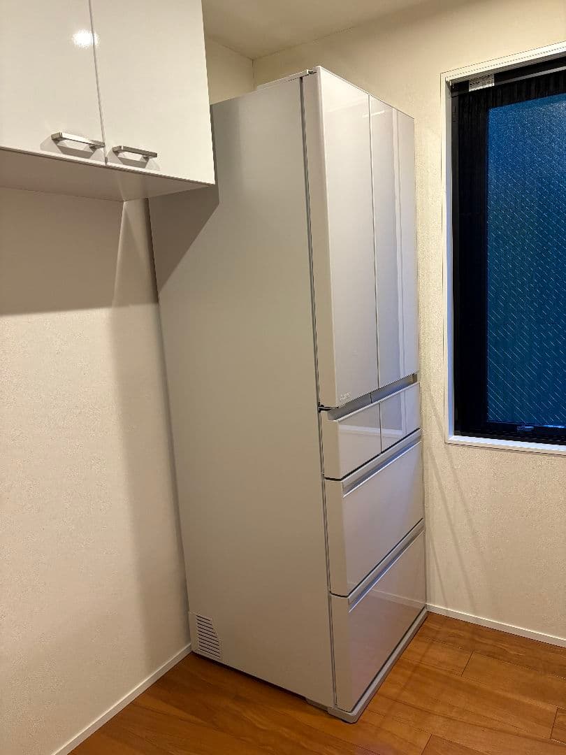 未使用の三菱ノンフロン冷凍冷蔵庫MR-WZ50K-W2025年製。