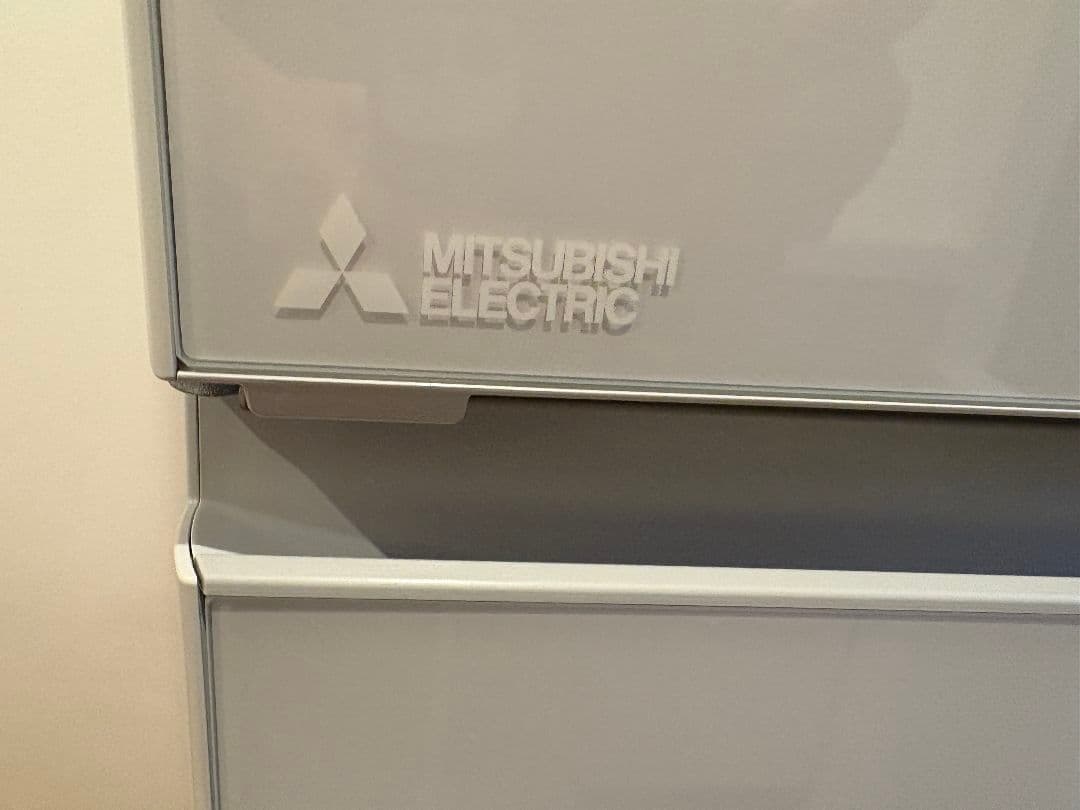 未使用の三菱ノンフロン冷凍冷蔵庫MR-WZ50K-W2025年製。