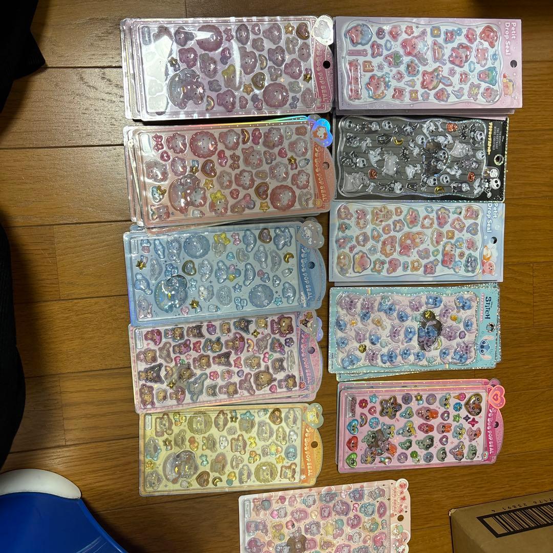 カラフルキャラクターシール11枚セット