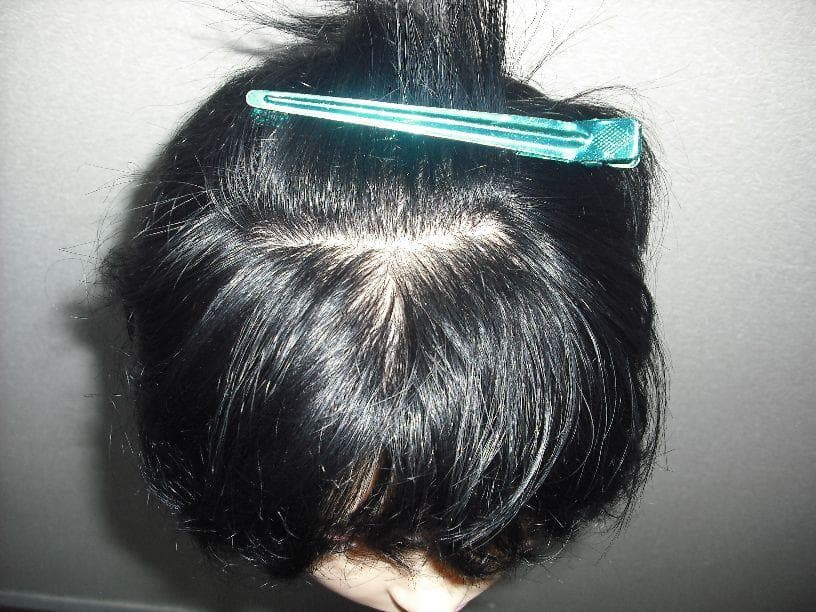 処分価格　新品　人毛　総手植えシルクタイプ、　普通色 　MーLサイズ